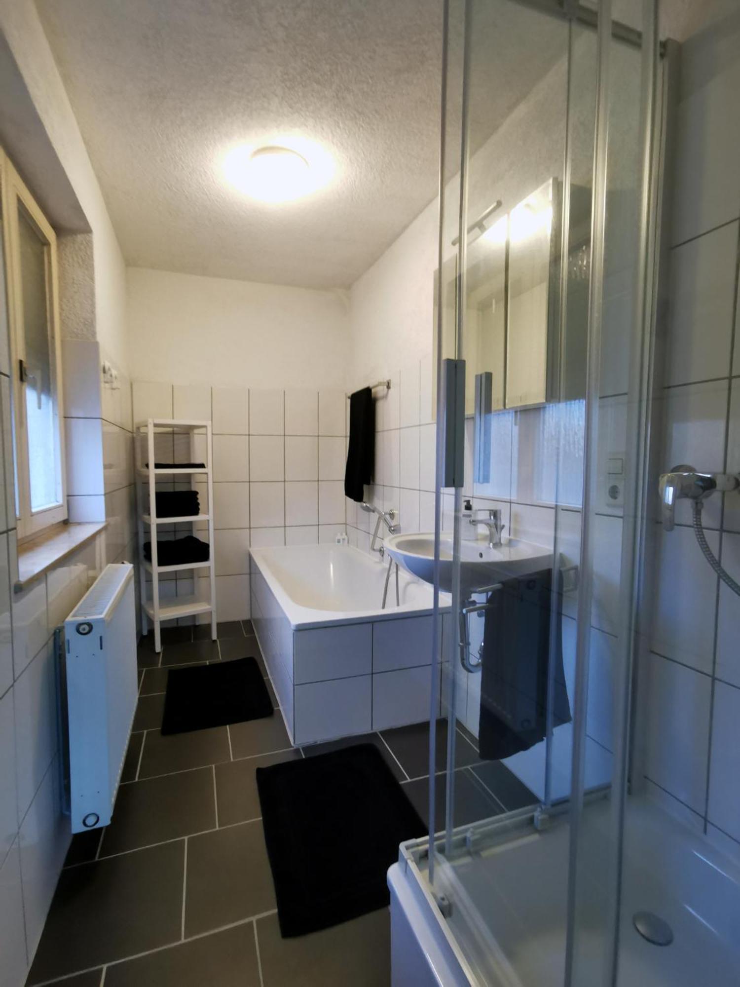 3 Zimmer Ferienwohnung Mit Eigenem Garten Trossingen Esterno foto