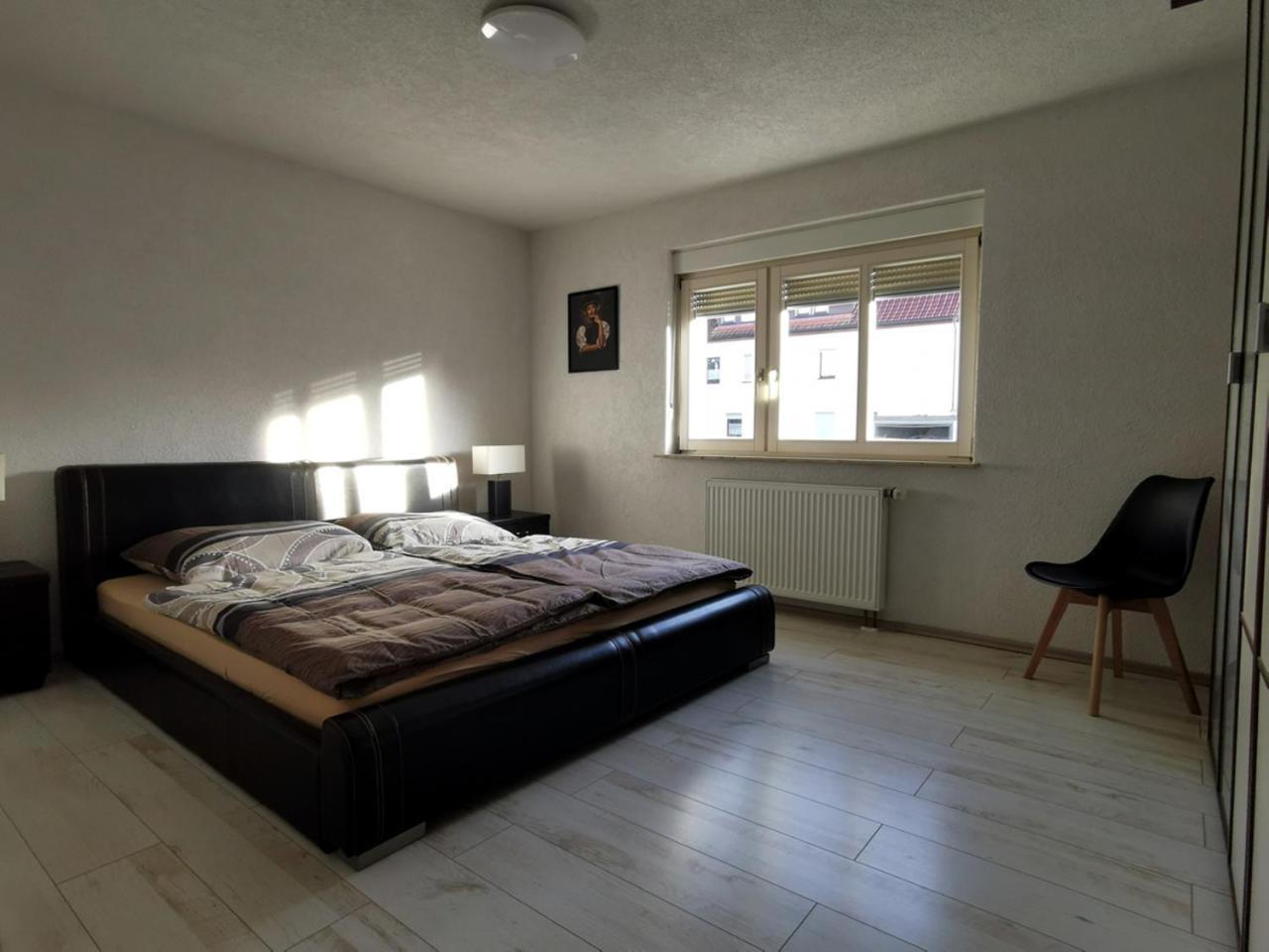 3 Zimmer Ferienwohnung Mit Eigenem Garten Trossingen Esterno foto